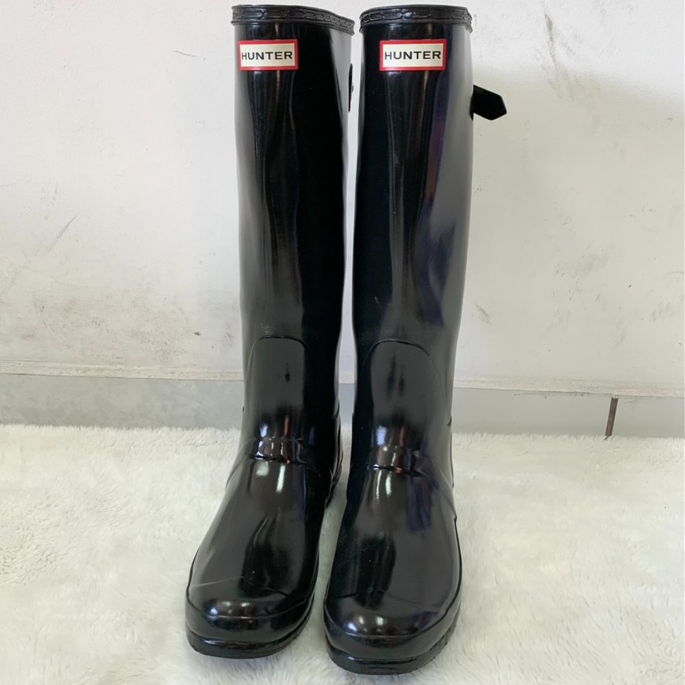 Hunter Women's Black Glossy Tall Rain Boots Size 10
